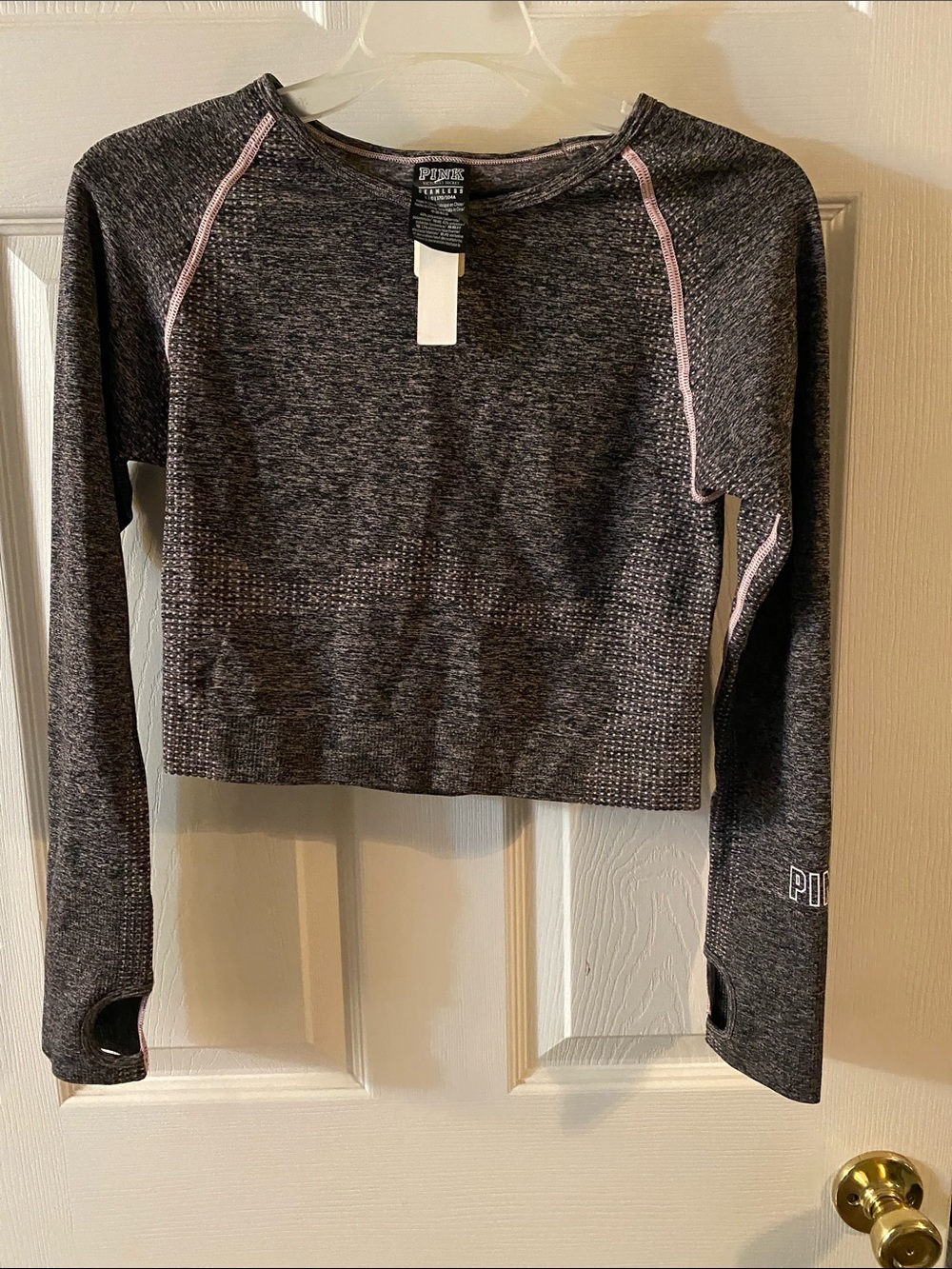 PINK Victoria's Secret Dark Gray Seamless Long-Sleeve Crop Top with Pink Trim